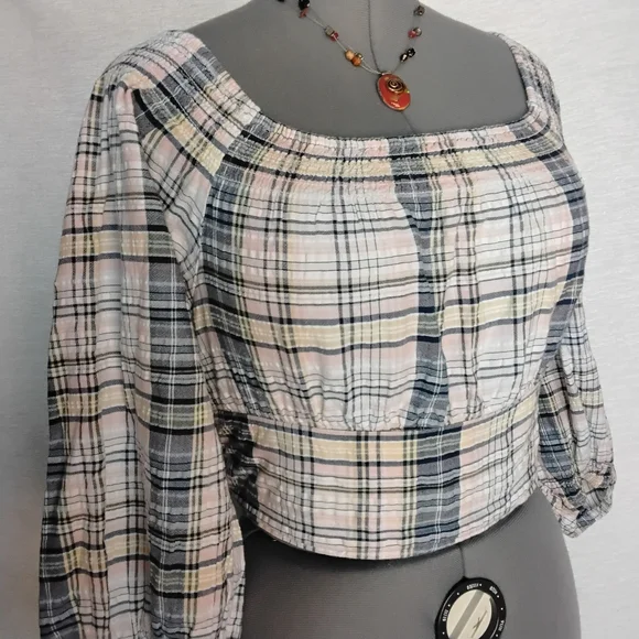 Arizona Jean Company Size L Blouse Blue Pink White Puff Sleeves - Picture 2 of 9